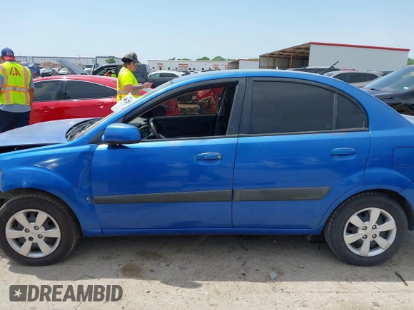 2008 Kia Rio LX with VIN KNADE123886374992, listed as a IAAI auction lot 42027536 with 129,916 mi miles and . Bid and sale history available at DreamBid. Image 14.