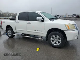 2010 Nissan Titan LE with VIN 1N6AA0EC3AN314733, listed as a Copart auction lot 81301574 with 120,683 mi miles and Salvage Title. Bid and sale history available at carsss.com. Image 4.