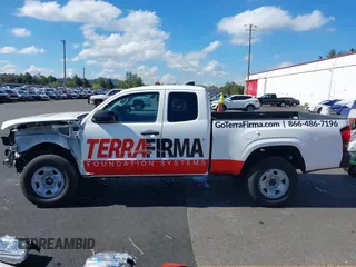 2022 Toyota Tacoma SR with VIN 3TYRX5GN1NT036760, listed as a IAAI auction lot 40435091 with 50,107 mi miles and . Bid and sale history available at DreamBid. Image 15.