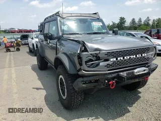 2023 Ford Bronco z VIN 1FMEE5DP0PLA94154, wystawiony jako Copart lot #62035445 z przebiegiem 47 559 mil mil oraz Szkoda całkowita • Salvage title. Historia ofert i sprzedaży dostępna na DreamBid. Obrazek 13.