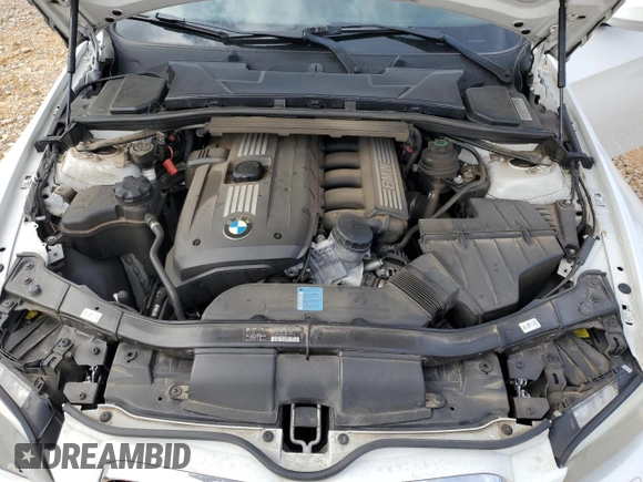 2011 BMW 3 Series 328i with VIN WBAKE3C58BE557731, listed as a Copart auction lot 88974515 with 113,446 mi miles and Salvage Title. Bid and sale history available at carsss.com. Image 11.