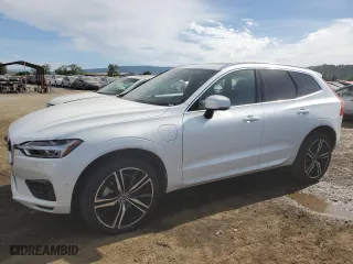 2019 Volvo XC60 R-Design with VIN LYVBR0DM8KB239250, listed as a Copart auction lot 53052715 with 70,693 mi miles and Salvage Title. Bid and sale history available at carsss.com. Image 1.