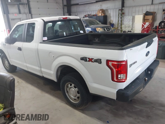2015 Ford F-150 XLT with VIN 1FTFX1EF3FKD59476, listed as a IAAI auction lot 42622270 with 201,039 mi miles and . Bid and sale history available at DreamBid. Image 3.
