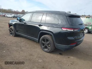 2022 Jeep Grand Cherokee Altitude z VIN 1C4RJKAG1N8524858, wystawiony jako IAAI lot #40883507 z przebiegiem 19 703 mil mil oraz . Historia ofert i sprzedaży dostępna na DreamBid. Obrazek 3.