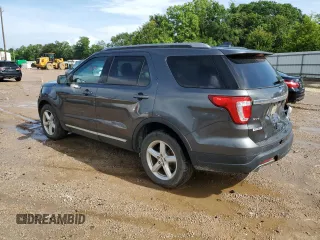 2018 Ford Explorer XLT z VIN 1FM5K7D80JGC64509, wystawiony jako Copart lot #60110275 z przebiegiem 60 711 mil mil oraz Szkoda całkowita • Salvage title. Historia ofert i sprzedaży dostępna na DreamBid. Obrazek 3.
