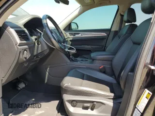 2019 Volkswagen Atlas SE with VIN 1V2WR2CA6KC575087, listed as a Copart auction lot 64336105 with 202,501 mi miles and Clean title. Bid and sale history available at DreamBid. Image 7.
