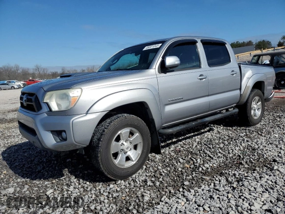 2014 Toyota Tacoma with VIN 3TMLU4EN4EM156401, listed as a Copart auction lot 46001045 with 124,289 mi miles and Salvage Title. Bid and sale history available at carsss.com. Image 1.
