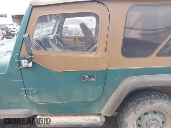 1997 Jeep Wrangler SE with VIN 1J4FY29P1VP408966, listed as a IAAI auction lot 41683640 with 106,910 mi miles. Bid and sale history available at carsss.com. Image 14.
