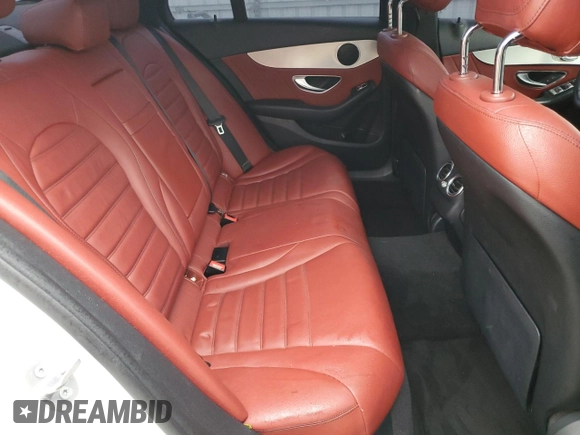 2019 Mercedes-Benz C 300 z VIN 55SWF8EB0KU321797, wystawiony jako Copart lot #53158085 z przebiegiem 52 313 mil mil oraz Szkoda całkowita • Salvage title. Historia ofert i sprzedaży dostępna na DreamBid. Obrazek 10.