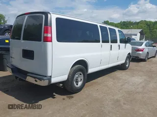 2017 Chevrolet Express Passenger LT с VIN 1GAZGPFF0H1263692, выставлен на аукционе IAAI как лот 42187605 с пробегом 76 995 миль миль и . История ставок и продаж доступна на DreamBid. Изображение 4.