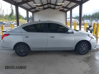 2016 Nissan Versa SV z VIN 3N1CN7AP9GL890842, wystawiony jako IAAI lot #42299478 z przebiegiem 90 572 mil mil oraz . Historia ofert i sprzedaży dostępna na DreamBid. Obrazek 13.