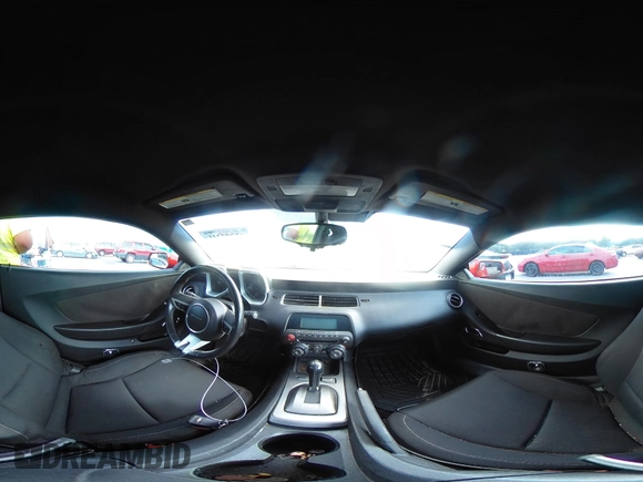 2011 Chevrolet Camaro 1LT z VIN 2G1FB1ED7B9154549, wystawiony jako IAAI lot #42707231 z przebiegiem 235 103 mil mil oraz . Historia ofert i sprzedaży dostępna na DreamBid. Obrazek 18.