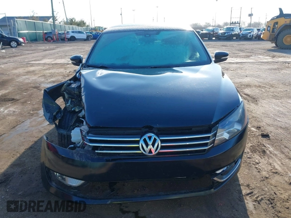 2015 Volkswagen Passat 1.8T Limited Edition with VIN 1VWAT7A37FC075800, listed as a IAAI auction lot 41856654 with 130,139 mi miles. Bid and sale history available at carsss.com. Image 12.