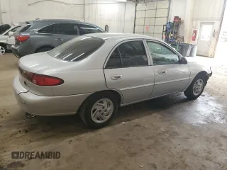 2002 Ford Escort Fleet Standard z VIN 3FAFP13P82R144456, wystawiony jako Copart lot #58832935 z przebiegiem 124 502 mil mil oraz Szkody całkowita. Historia ofert i sprzedaży dostępna na DreamBid. Obrazek 3.