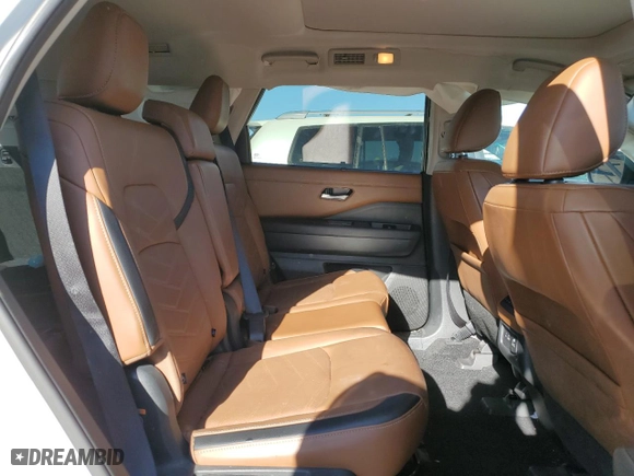 2022 Nissan Pathfinder Platinum with VIN 5N1DR3DG7NC268318, listed as a Copart auction lot 49682025 with 23,285 mi miles and Salvage Title. Bid and sale history available at carsss.com. Image 11.