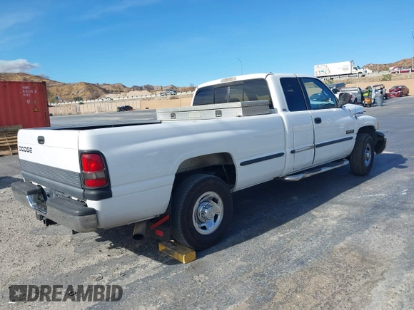 1999 Dodge Ram 2500 with VIN 1B7KC2362XJ593196, listed as a IAAI auction lot 41388015 with 466,535 mi miles. Bid and sale history available at carsss.com. Image 4.