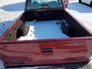 1999 GMC Sonoma with VIN 1GTCS1447XK508846, listed as a Copart auction lot 87912665 with 151,221 mi miles and Salvage Title. Bid and sale history available at carsss.com. Image 10.