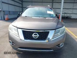 2013 Nissan Pathfinder SV with VIN 5N1AR2MNXDC627266, listed as a IAAI auction lot 42284429 with 163,910 mi miles and . Bid and sale history available at DreamBid. Image 6.