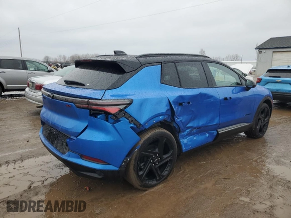 2025 Chevrolet Equinox EV RS z VIN 3GN7DSRP9SS117951, wystawiony jako Copart lot #43405775 z przebiegiem 1 784 mil mil oraz Czysty tytuł • Clean title. Historia ofert i sprzedaży dostępna na DreamBid. Obrazek 3.
