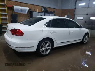 2014 Volkswagen Passat TDI SEL Premium with VIN 1VWCN7A3XEC098814, listed as a Copart auction lot 53314255 with 111,916 mi miles and Clean Title. Bid and sale history available at carsss.com. Image 3.
