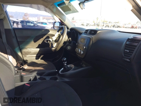 2015 Kia Soul with VIN KNDJN2A25F7778568, listed as a IAAI auction lot 41026463 with Not Provided miles and . Bid and sale history available at DreamBid. Image 5.