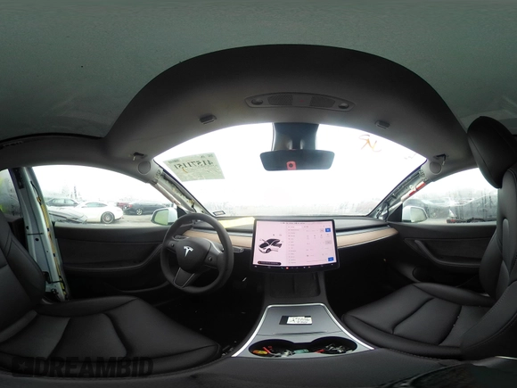 2022 Tesla Model Y Long Range z VIN 7SAYGDEE4NF315356, wystawiony jako IAAI lot #41571151 z przebiegiem 1 056 mil mil oraz . Historia ofert i sprzedaży dostępna na DreamBid. Obrazek 21.