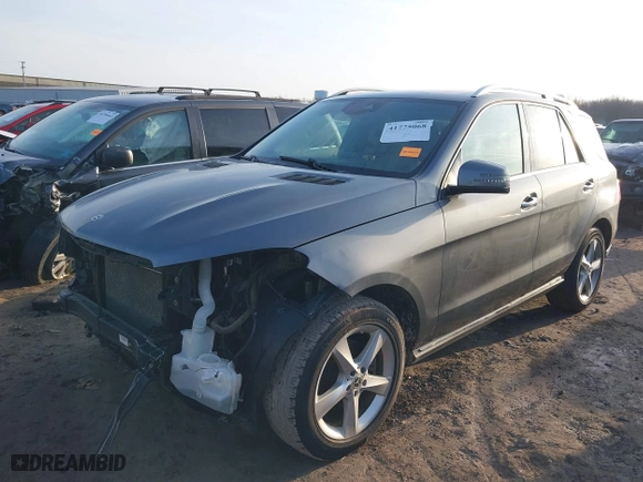 2018 Mercedes-Benz GLE with VIN 4JGDA5HB7JB179477, listed as a IAAI auction lot 41775068 with 152,682 mi miles. Bid and sale history available at carsss.com. Image 18.