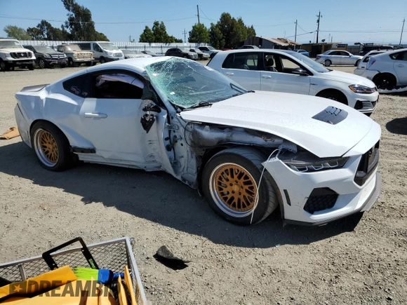 2024 Ford Mustang GT with VIN 1FA6P8CF6R5416922, listed as a Copart auction lot 53400315 with 8,152 mi miles and Salvage title. Bid and sale history available at DreamBid. Image 4.
