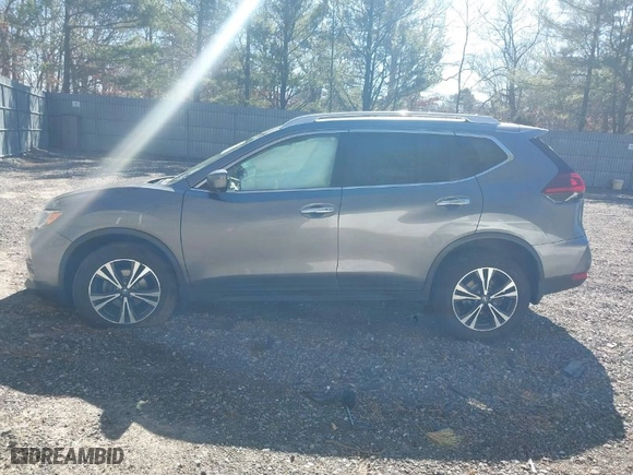 2019 Nissan Rogue SV with VIN JN8AT2MV3KW392103, listed as a IAAI auction lot 41754864 with 91925 miles. Bid and sale history available at carsss.com. Image 14.