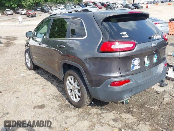 2016 Jeep Cherokee Latitude with VIN 1C4PJLCS1GW257539, listed as a IAAI auction lot 42445331 with 55,879 mi miles and . Bid and sale history available at DreamBid. Image 3.