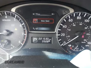 2013 Nissan Altima SV with VIN 1N4AL3AP0DN443076, listed as a IAAI auction lot 42060615 with 221,530 mi miles and . Bid and sale history available at carsss.com. Image 7.