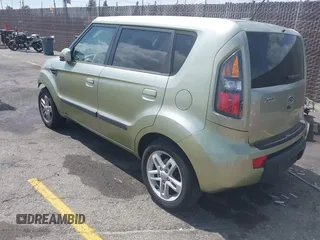 2010 Kia Soul + with VIN KNDJT2A27A7107692, listed as a IAAI auction lot 42135113 with 164,349 mi miles and . Bid and sale history available at DreamBid. Image 3.