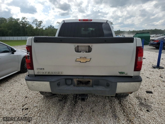 2010 Chevrolet Silverado 1500 LT with VIN 3GCRKSE31AG258718, listed as a Copart auction lot 71970444 with 220,374 mi miles and Clean Title. Bid and sale history available at carsss.com. Image 6.