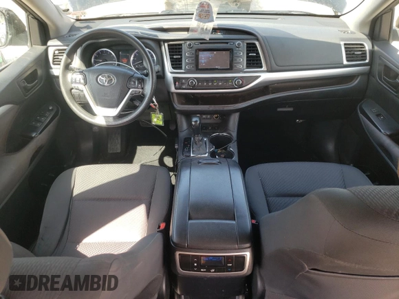 2017 Toyota Highlander LE with VIN 5TDBZRFH1HS454380, listed as a Copart auction lot 49449085 with 151,807 mi miles and Salvage title. Bid and sale history available at DreamBid. Image 8.