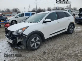 2017 Kia Niro FE with VIN KNDCB3LCXH5060509, listed as a Copart auction lot 45467595 with 110,236 mi miles and Salvage Title. Bid and sale history available at carsss.com. Image 1.