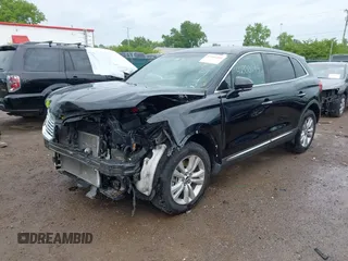 2018 Lincoln MKX Premiere z VIN 2LMPJ8JR0JBL20443, wystawiony jako IAAI lot #42300284 z przebiegiem 71 186 mil mil oraz . Historia ofert i sprzedaży dostępna na DreamBid. Obrazek 18.