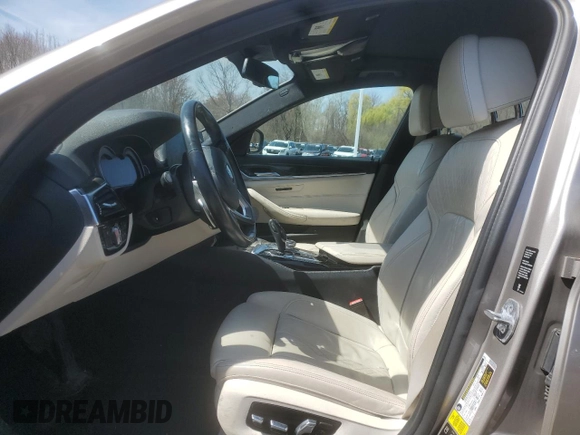 2018 BMW 5 Series 530i xDrive with VIN WBAJA7C58JG908526, listed as a Copart auction lot 53632695 with 172,928 mi miles and Clean Title. Bid and sale history available at carsss.com. Image 7.