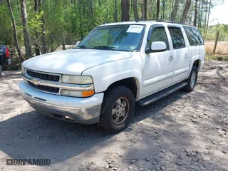 2003 Chevrolet Suburban LS with VIN 3GNEC16Z73G281147, listed as a IAAI auction lot 42048743 with 314,477 mi miles. Bid and sale history available at carsss.com. Image 2.