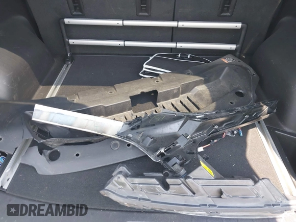 2020 Chevrolet Blazer RS с VIN 3GNKBERS0LS670737, выставлен на аукционе IAAI как лот 42484504 с пробегом 64 065 миль миль и . История ставок и продаж доступна на DreamBid. Изображение 12.