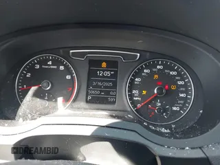 2018 Audi Q3 Premium Plus with VIN WA1HCCFS7JR021004, listed as a IAAI auction lot 41823515 with 50,650 mi miles. Bid and sale history available at carsss.com. Image 7.