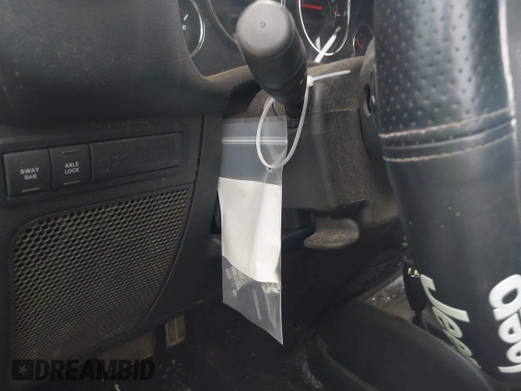 2014 Jeep Wrangler Unlimited Rubicon with VIN 1C4BJWFGXEL172622, listed as a IAAI auction lot 41782796 with 67,594 mi miles. Bid and sale history available at carsss.com. Image 18.