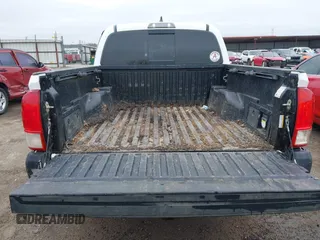 2017 Toyota Tacoma SR5 with VIN 5TFCZ5AN5HX109891, listed as a IAAI auction lot 41902959 with 152,438 mi miles and . Bid and sale history available at DreamBid. Image 16.