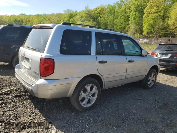 2003 Honda Pilot EX z VIN 2HKYF18633H602527, wystawiony jako Copart lot #53622465 z przebiegiem 254 281 mil mil oraz Szkoda całkowita • Salvage title. Historia ofert i sprzedaży dostępna na DreamBid. Obrazek 3.