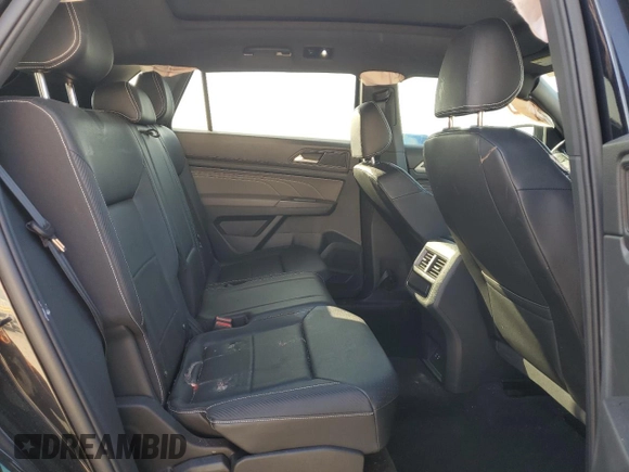 2023 Volkswagen Atlas SEL z VIN 1V2SE2CA0PC220790, wystawiony jako Copart lot #85270934 z przebiegiem 32 394 mil mil oraz Szkoda całkowita • Salvage title. Historia ofert i sprzedaży dostępna na DreamBid. Obrazek 12.