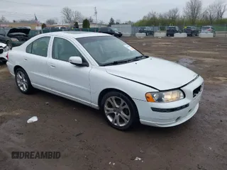 2009 Volvo S60 2.5T with VIN YV1RS592092720882, listed as a IAAI auction lot 42006676 with 143,647 mi miles. Bid and sale history available at carsss.com. Image 1.