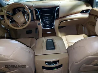 2017 Cadillac Escalade Platinum z VIN 1GYS4DKJ7HR387478, wystawiony jako Copart lot #88037515 z przebiegiem Nie podano mil oraz Szkoda całkowita • Salvage title. Historia ofert i sprzedaży dostępna na DreamBid. Obrazek 8.