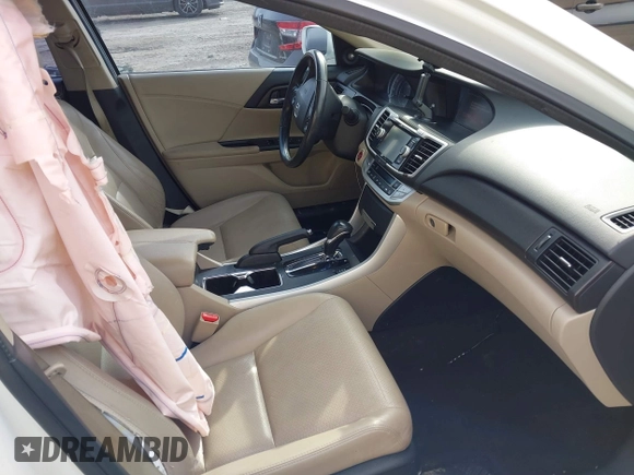 2013 Honda Accord Sdn EX-L with VIN 1HGCR2F83DA275519, listed as a IAAI auction lot 41691149 with 156,334 mi miles. Bid and sale history available at carsss.com. Image 5.