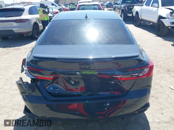 2025 Toyota Camry LE with VIN 4T1DAACK9SU070427, listed as a IAAI auction lot 41814689 with 2,934 mi miles and . Bid and sale history available at DreamBid. Image 16.