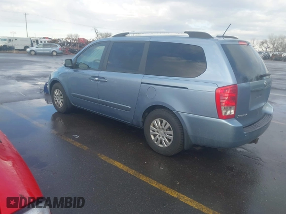 2014 Kia Sedona LX with VIN KNDMG4C79E6547589, listed as a IAAI auction lot 41724633 with 211,213 mi miles. Bid and sale history available at carsss.com. Image 3.
