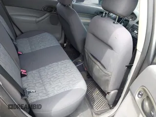 2005 Ford Focus SE with VIN 1FAFP36N35W211505, listed as a IAAI auction lot 42087016 with 256,413 mi miles and . Bid and sale history available at carsss.com. Image 8.